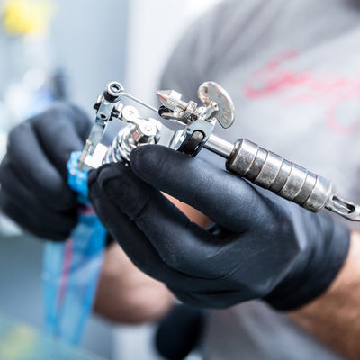 Della fabbrica di vendita diretta di rosa di Eco Nitrle della mano di protezione del lattice guanto flessibile eliminabile medico del nitrile individualmente